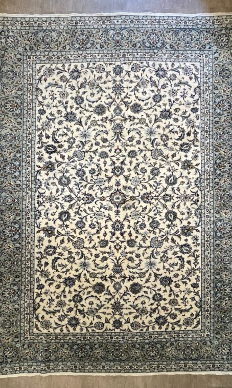 Kashan Teppich 344 x 250 cm